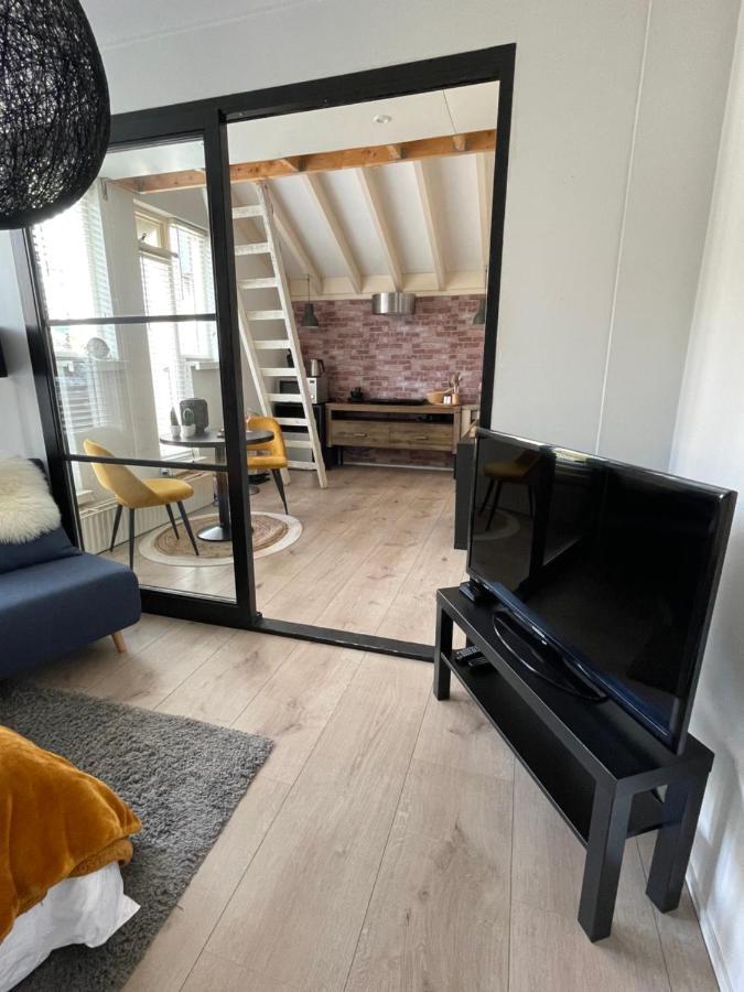 Gezellige Knusse Studio Met Bubbelbad Huizen Zewnętrze zdjęcie